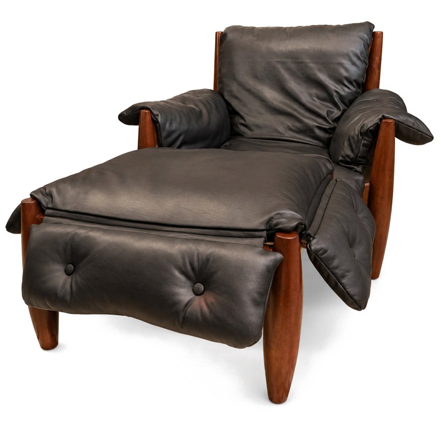 Poltrona brasilera de madera y cuero